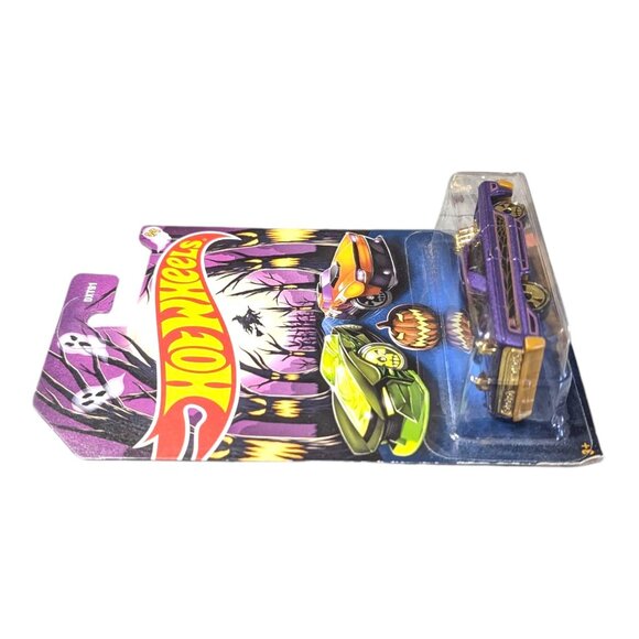 Hot Wheels 2024 Halloween Cars 3/5 64 CHEVY IMPALA Purple HVX12 Sealed - Picture 2 of 6